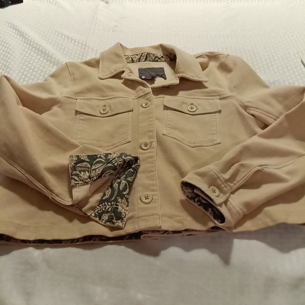 Anthropologie Cropped Jacket Med. Creamy Beige Pockets Pleated Back Button...